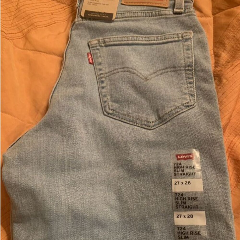 Jeans - Picture 2 of 3